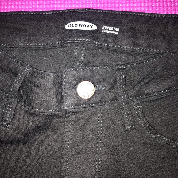 OLD NAVY Rockstar Super Skinny Jeans - Picture 2 of 4